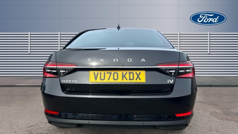 Skoda Superb 1.4 TSI iV SE L DSG 5dr Hatchback